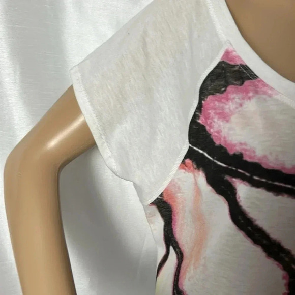 LOLE BEV TOP , graphic tee shirt , boxy , short raglan sleeves, hi low ,abstract - Picture 4 of 14